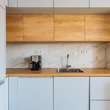 2br Chic&bright With 120sqm. In Campo De Ourique Appartamento Lisbona