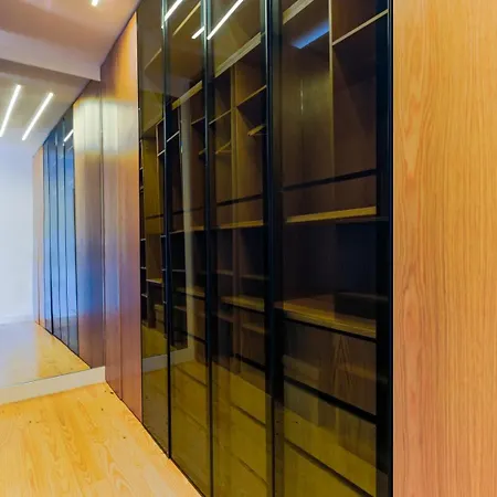 2br Chic&bright With 120sqm. In Campo De Ourique Лиссабон