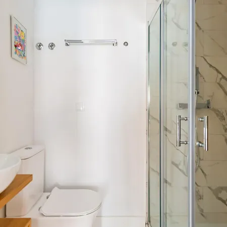2br Chic&bright With 120sqm. In Campo De Ourique Apartament Lizbona