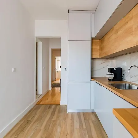 Appartement Chic&bright @ Campo De Ourique *